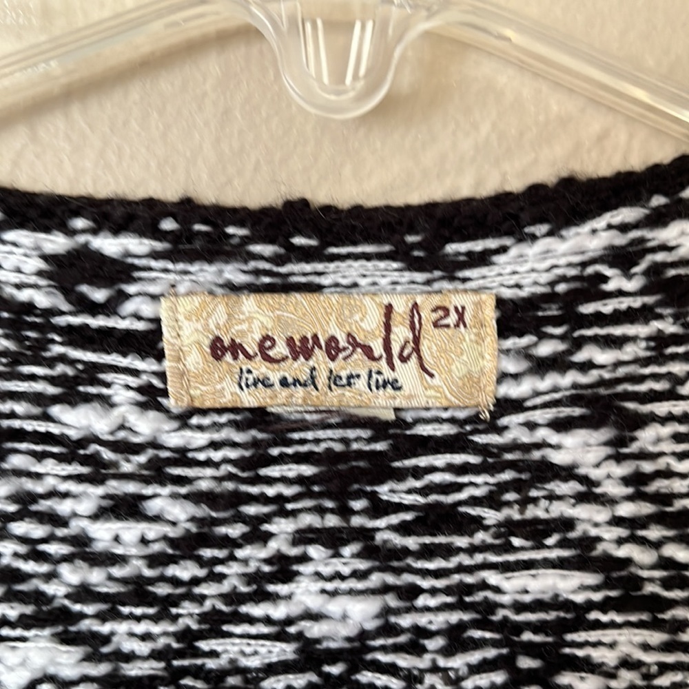One World open cardigan long black with designed sections long sleeves size 2X - Picture 3 of 14